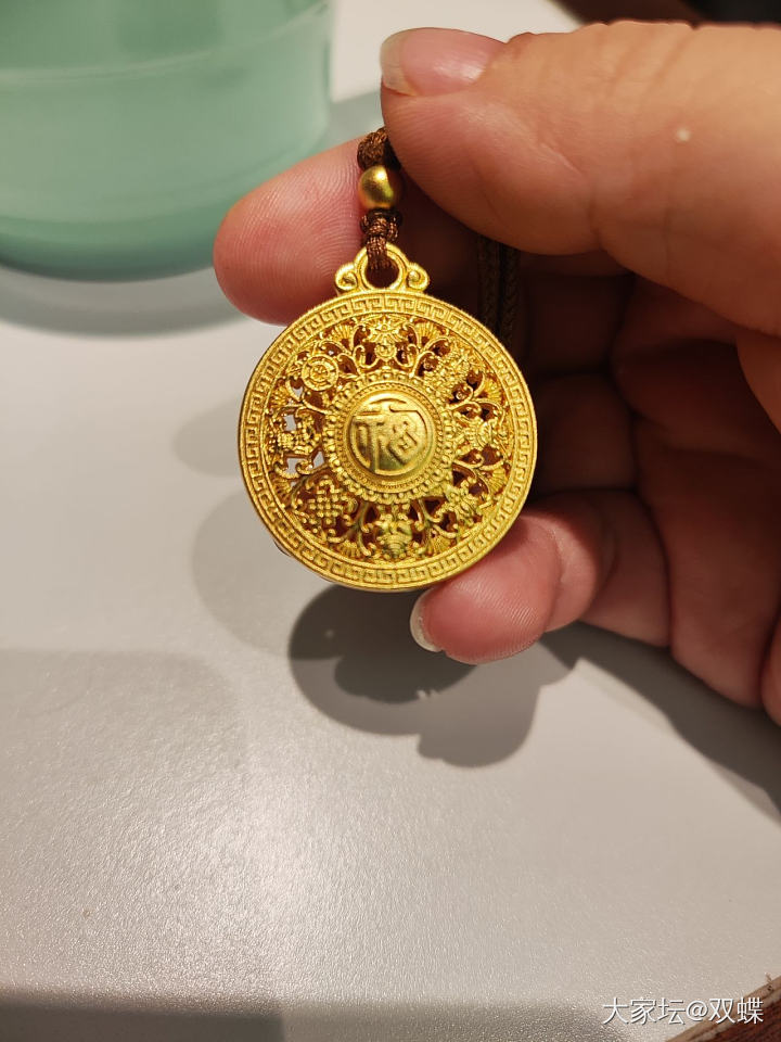 我发现人这辈子念念不忘的草一定要拔了，当然是有用有价值的草。
