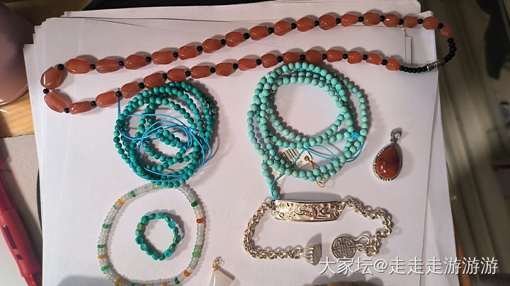 成峰九色鹿手牌，珍珠，绿松，南红，老山檀，翡翠，整理个人闲置_银