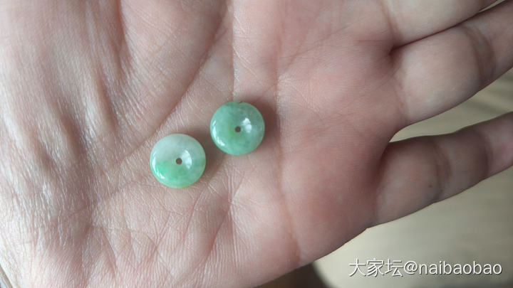 天然缅甸A货翡翠绿扣子_翡翠