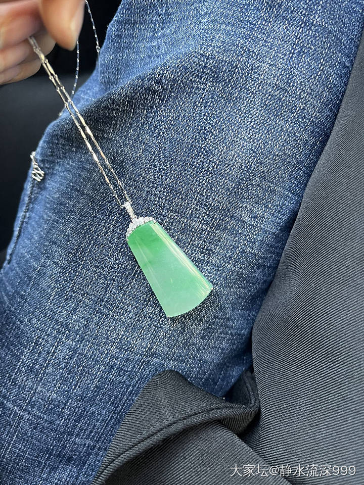 姐妹们，帮忙看下这个8000可以买吗_翡翠