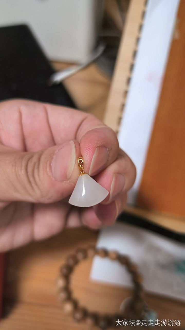 成峰九色鹿手牌，珍珠，绿松，南红，老山檀，翡翠，整理个人闲置_银