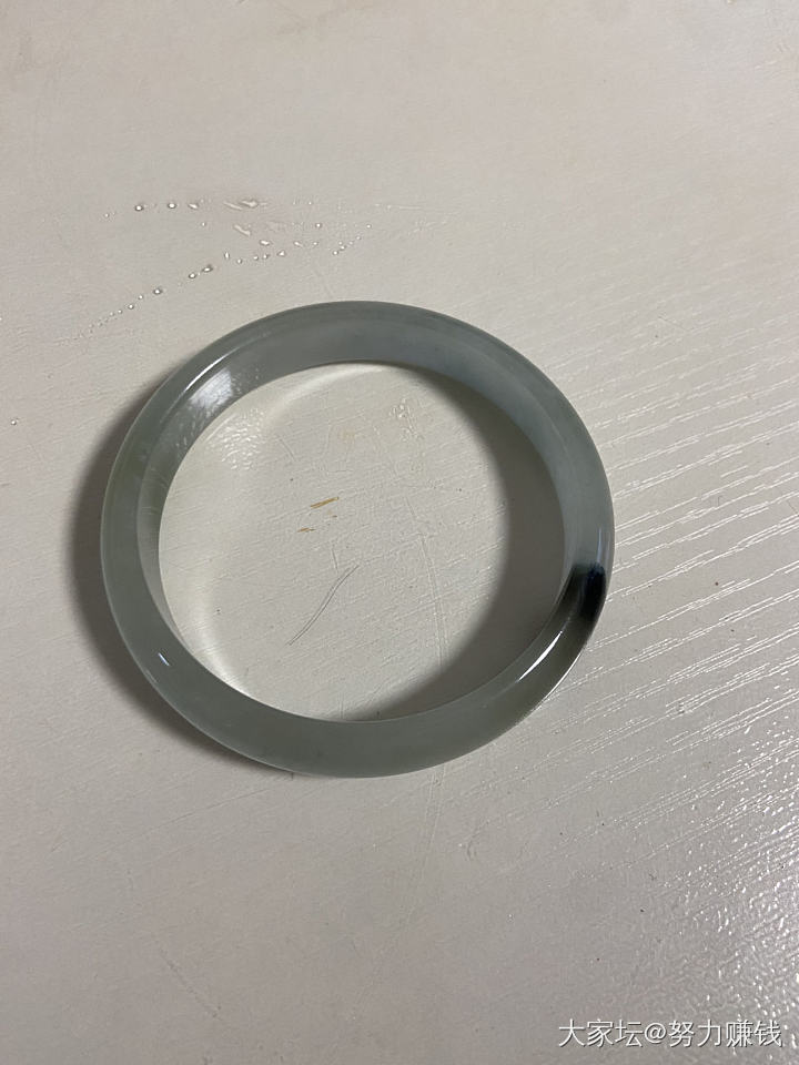 姐妹们帮看个镯子_翡翠
