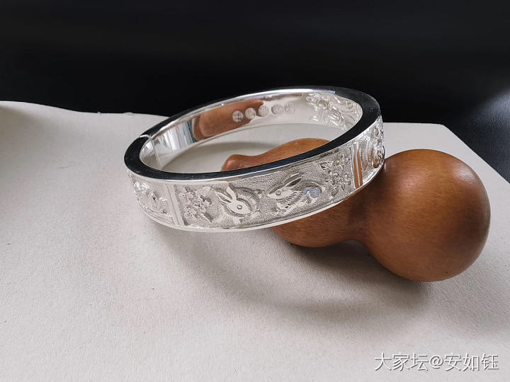 成峰的镯子哪款好看，我有点金条想规整_打金匠人
