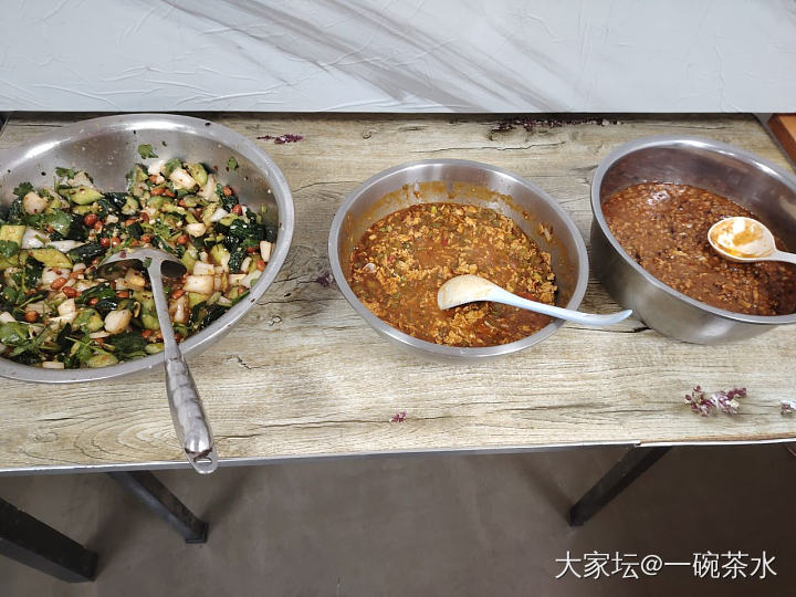 天气热，给我宝贝拌一个爽口的凉面。_美食
