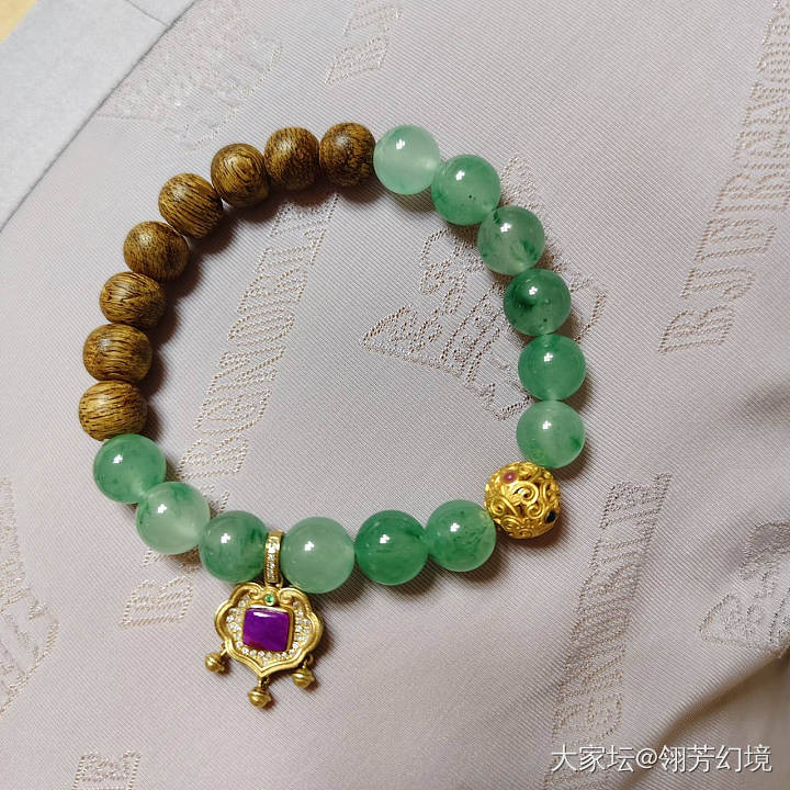 非洲翠手串_玉石