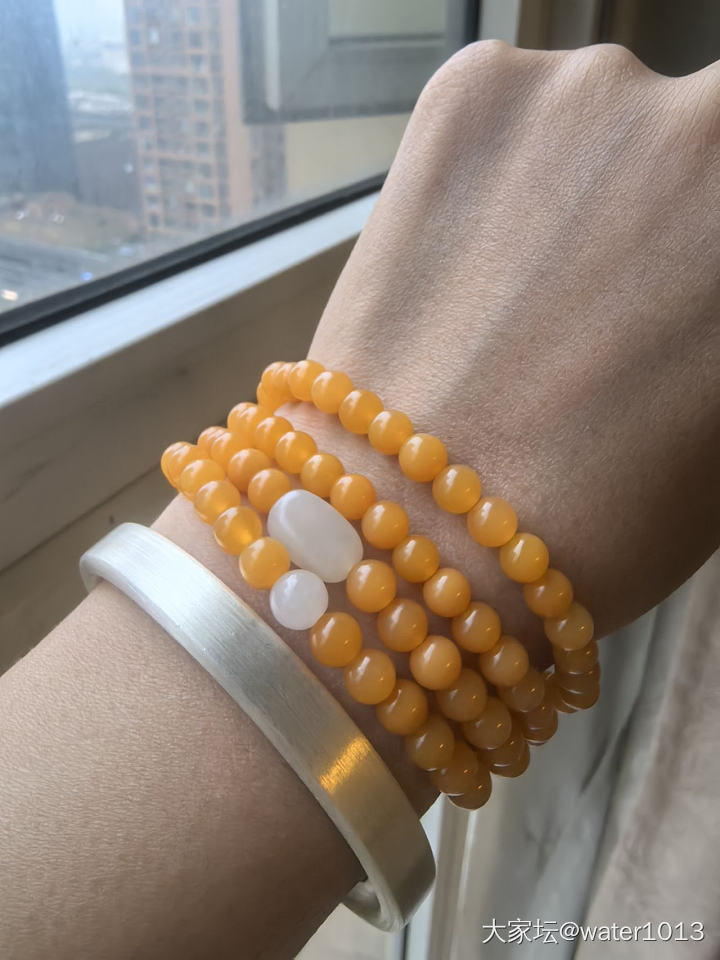 左手有点忙_和田玉银南红