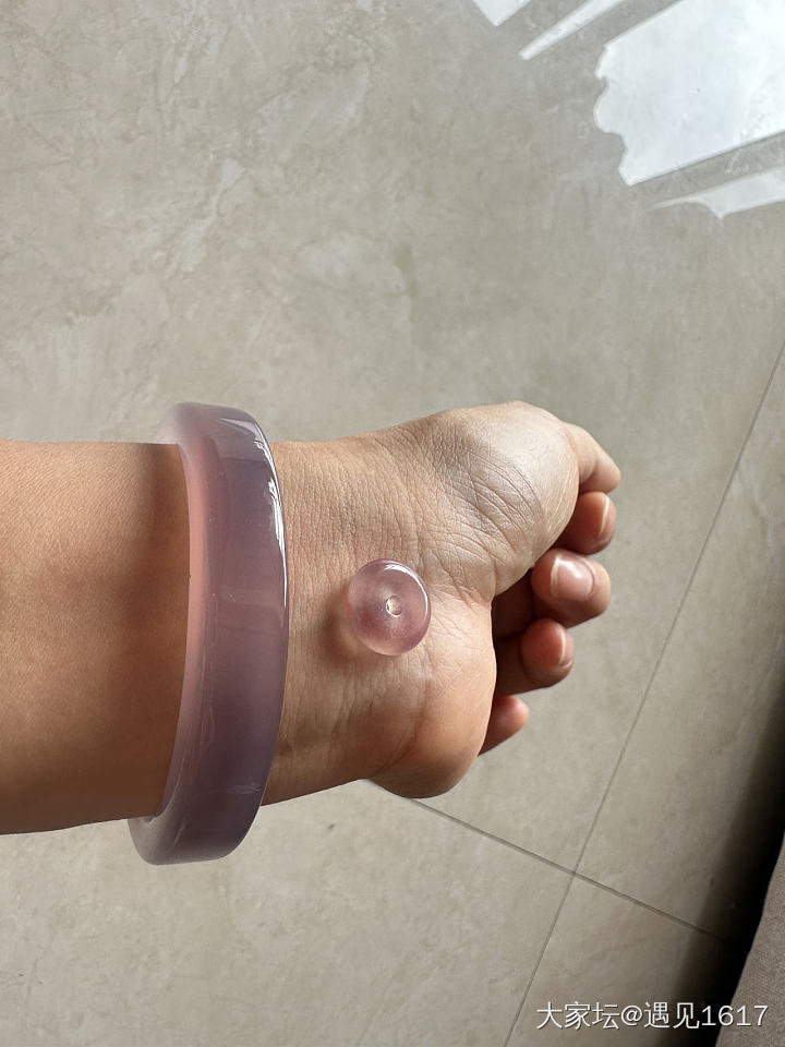 冰紫色的南红平安扣_南红