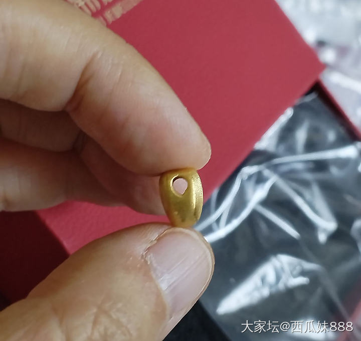 潮宏基来了，暴击0.04_金