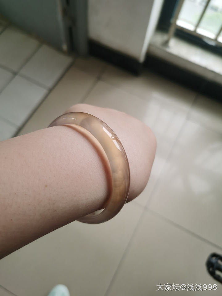 听说寒性体质适合戴玛瑙，那就试试呗_手镯玉髓玛瑙