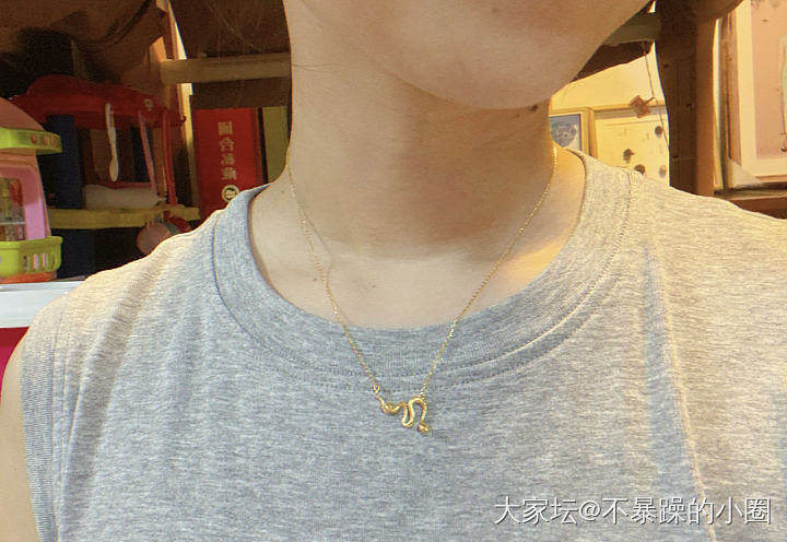 扭扭蛇羊毛已经带上啦_金
