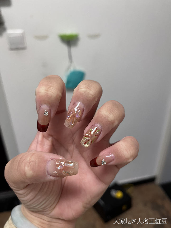 记录我的美甲店学徒日常_彩妆