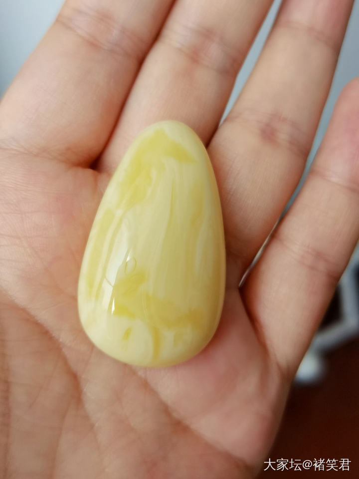 请大家帮忙看看鉴赏期内的蜜蜡_蜜蜡