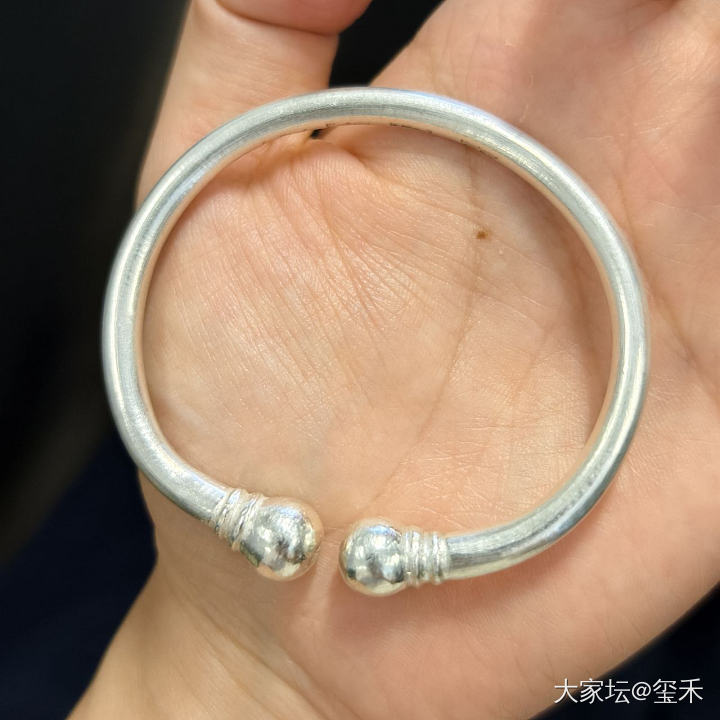 肆碗儿东北老银匠张记足银圆蒜头镯_银