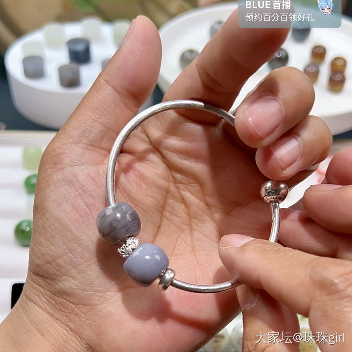 没买过紫色的，这两颗220值不值？_和田玉玉石