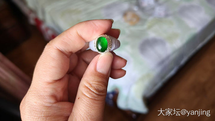 天然缅甸A货翡翠蛋面和手串_翡翠