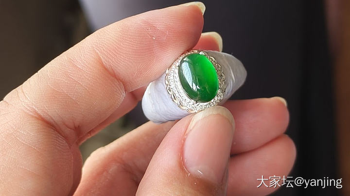 天然缅甸A货翡翠蛋面和手串_翡翠