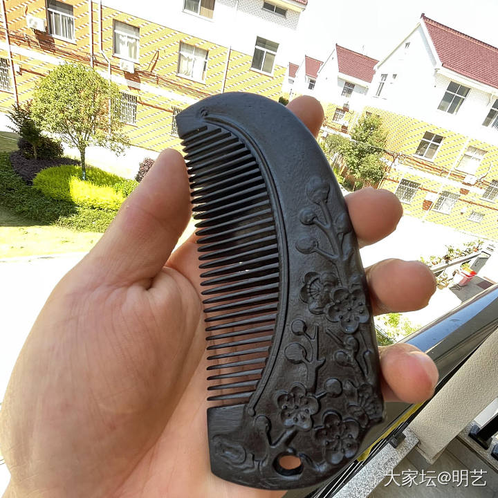 天然紫光檀双面雕花木梳，纹理独特质感温润。一把承载温度的木梳。_首饰