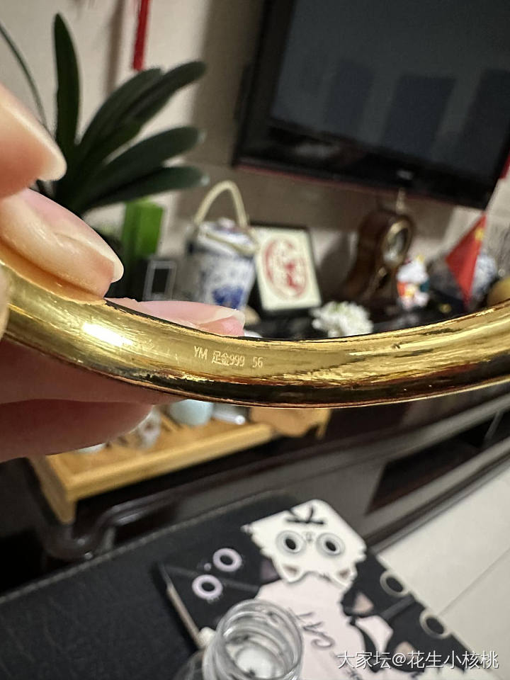 出玫瑰花窗戒指和泥鳅背手镯_金