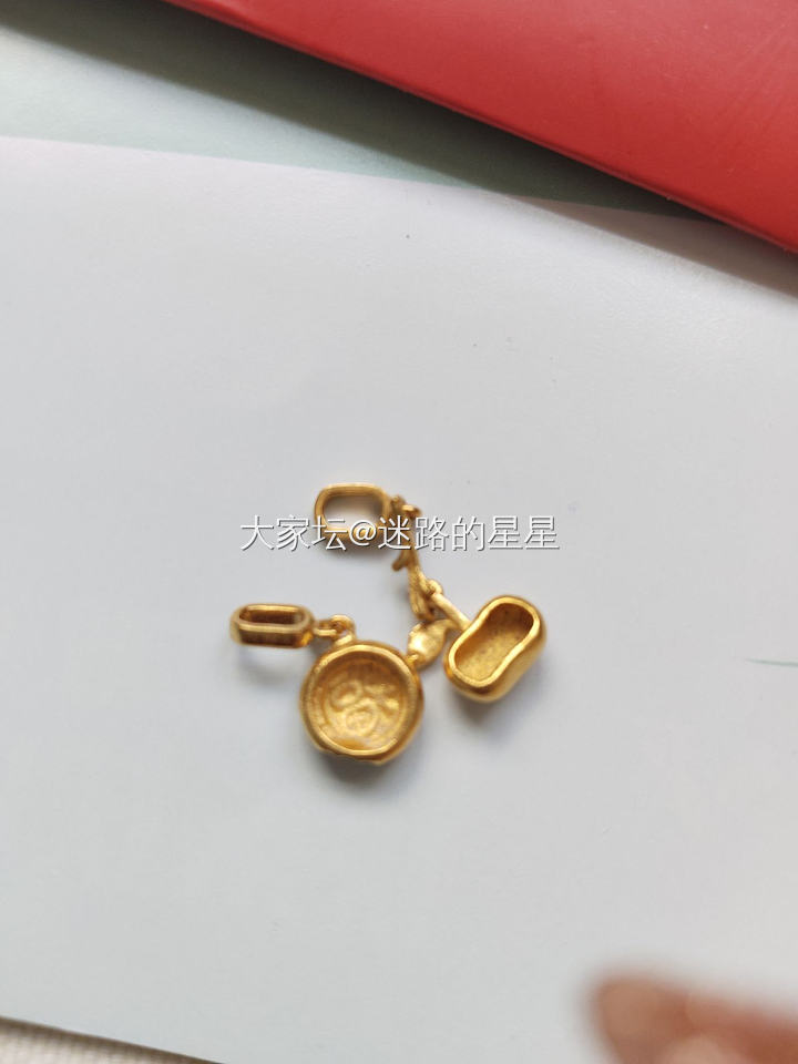 周生生点晴品绝版吊坠_金