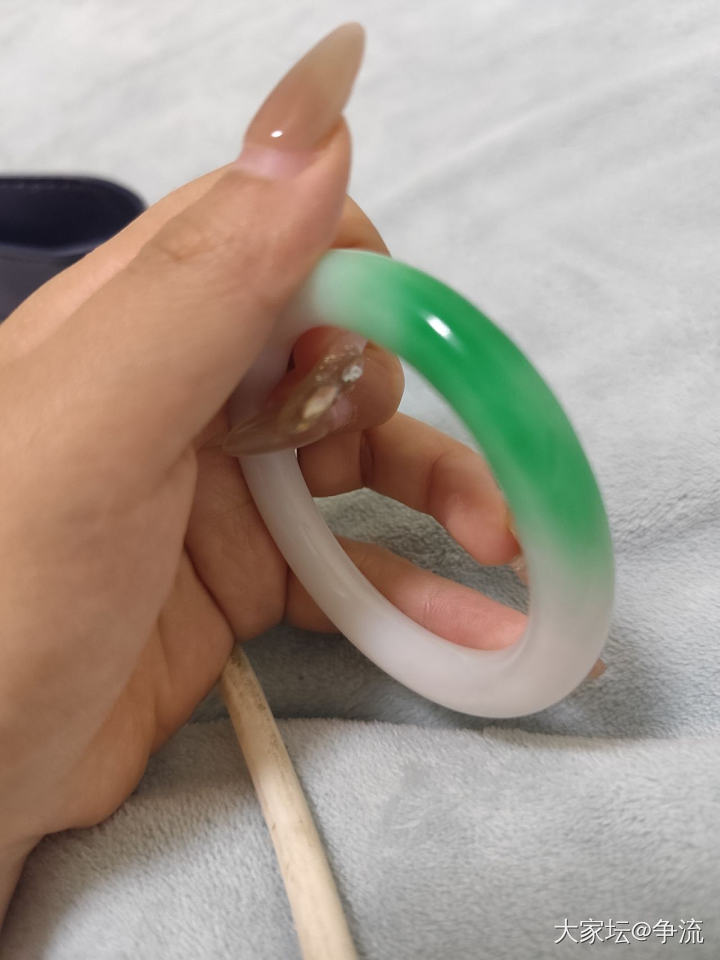 退坑开仓 长期贴_彩色宝石
