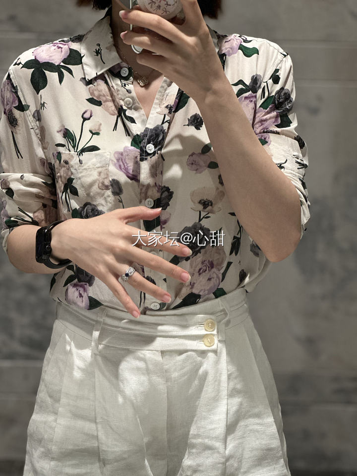 挑战珠宝首饰不重样第57天 没有光的时候，我的蓝宝石好黑喔_戒指蓝宝石