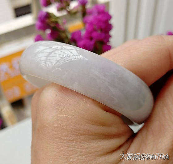 宽边翡翠手镯_翡翠