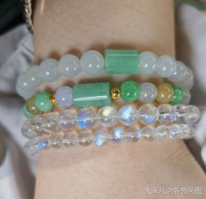 夏天姐妹们爱戴金镯还是铂金，银镯？_金