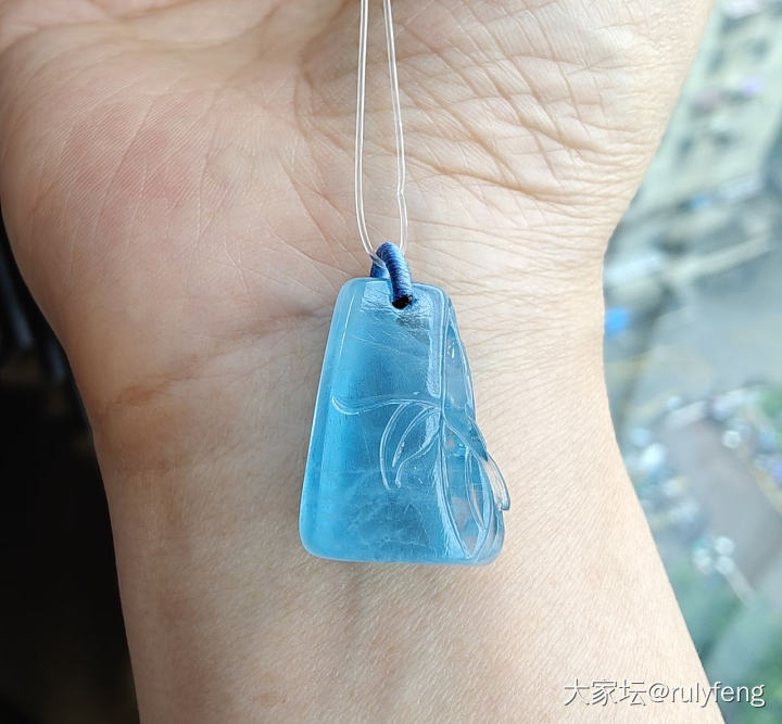 出些水晶😄_彩色宝石