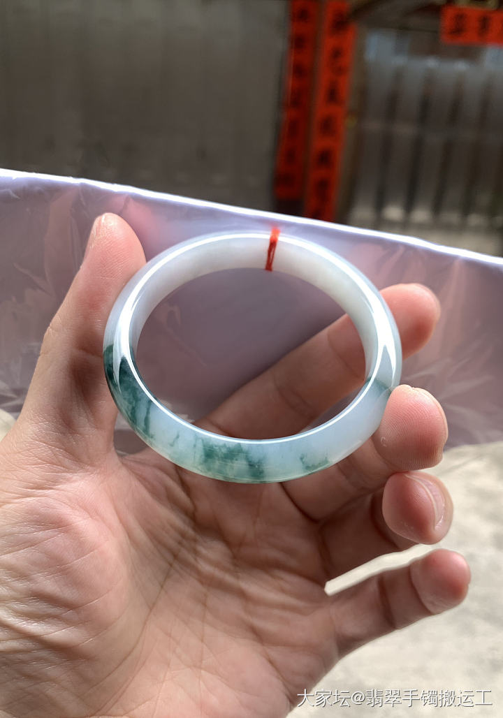水墨蓝花彩翡翠手镯_翡翠