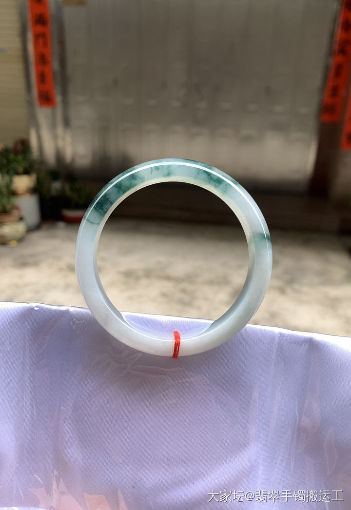 水墨蓝花彩翡翠手镯_翡翠