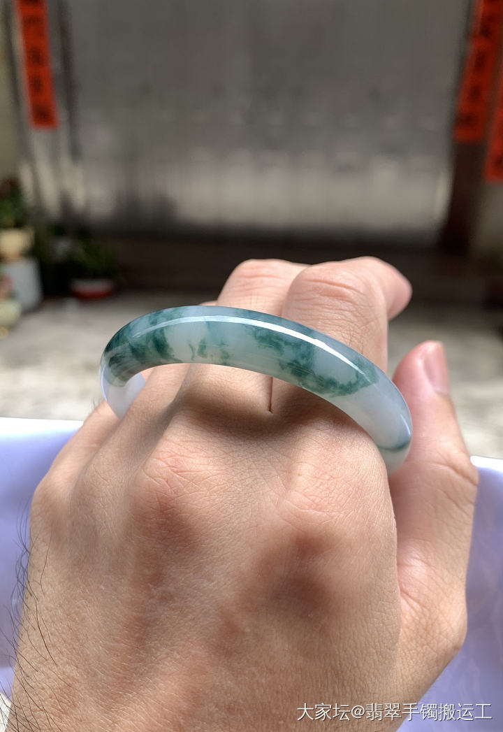 水墨蓝花彩翡翠手镯_翡翠