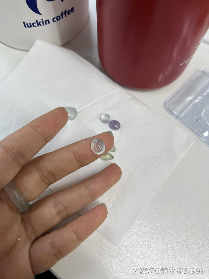 裸鸡有看上的么几百块到几千最贵的是马鞍_翡翠