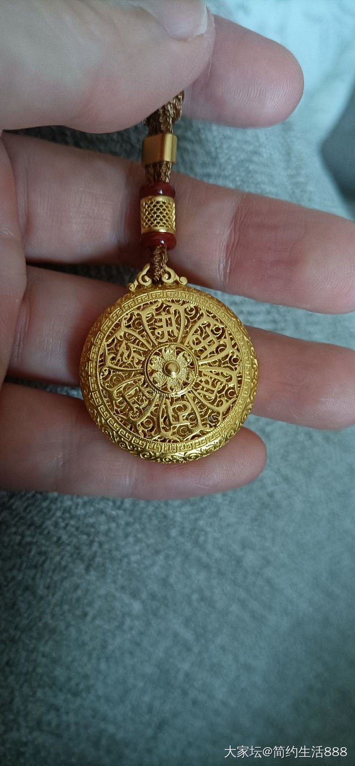 校长家的真言八宝罗盘_金