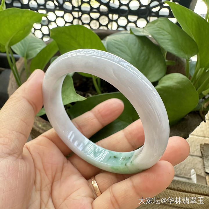 白底青正圈翡翠58.8mm_翡翠