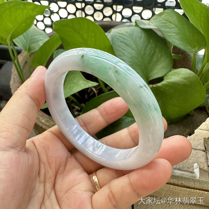 白底青正圈翡翠58.8mm_翡翠