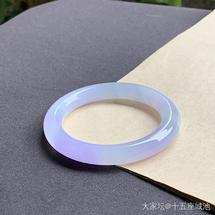 择一镯永相伴_翡翠
