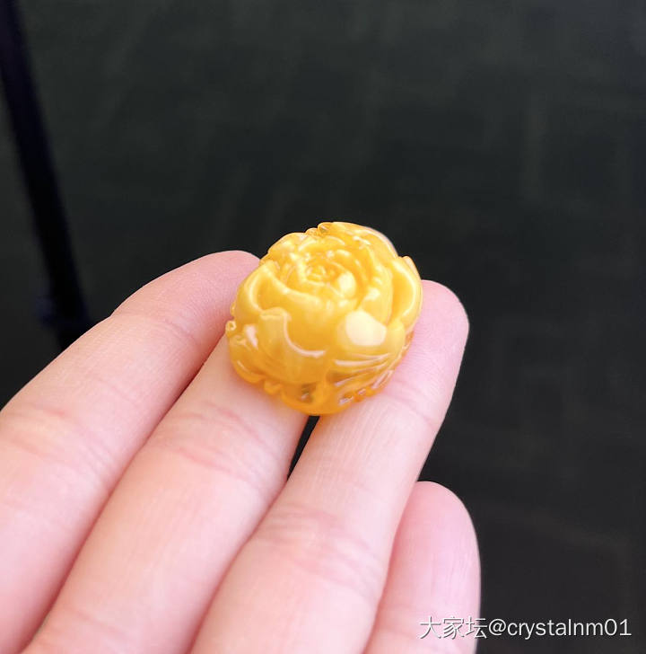 出几朵国色天香蜜蜡牡丹 玫瑰_琥珀蜜蜡