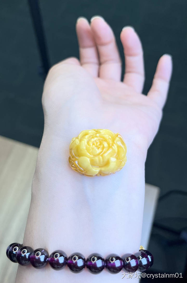 出几朵国色天香蜜蜡牡丹 玫瑰_琥珀蜜蜡