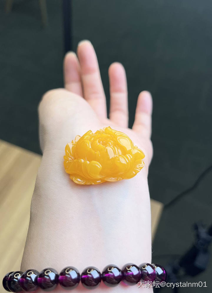 出几朵国色天香蜜蜡牡丹 玫瑰_琥珀蜜蜡