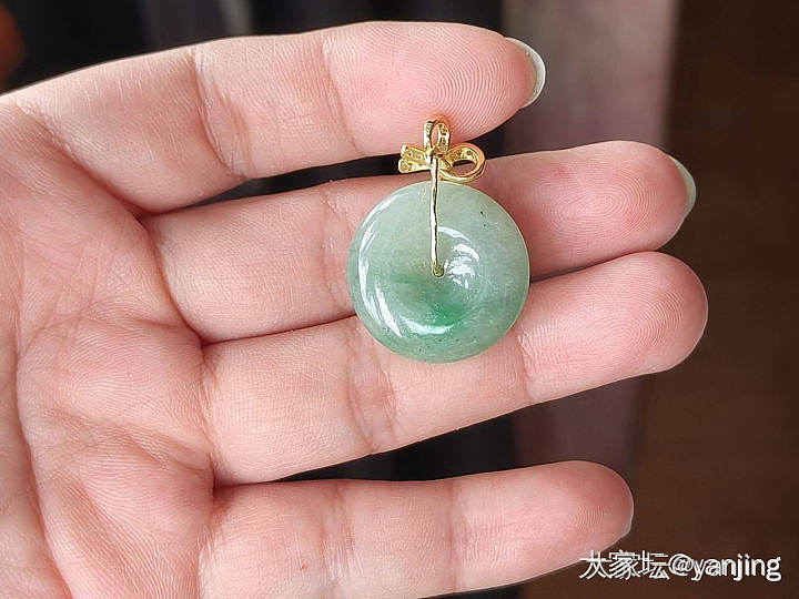 天然缅甸A货翡翠平安扣_翡翠