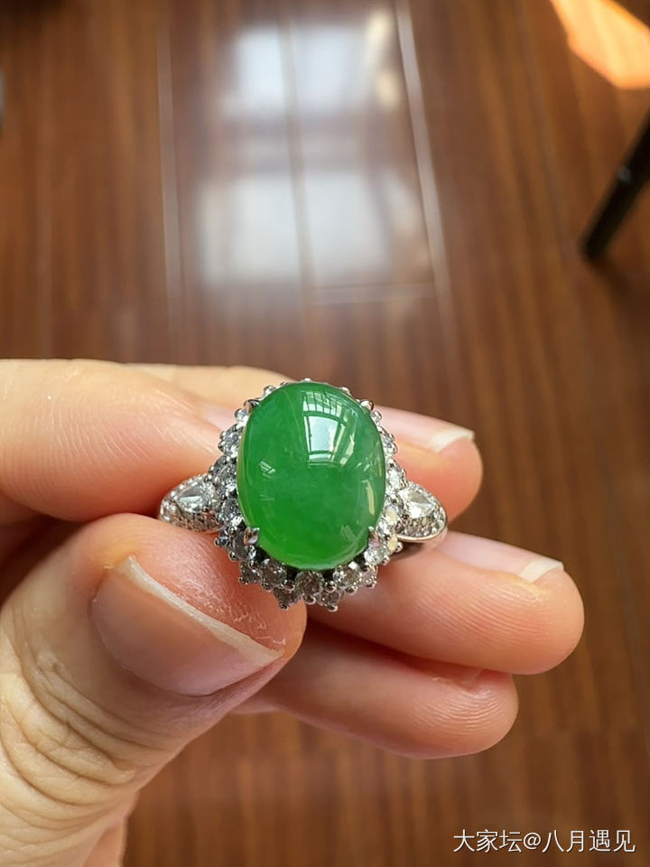 翡翠戒指耳坠扣子吊坠手链等_翡翠