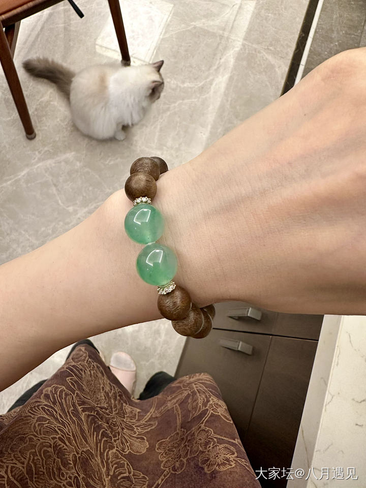 姐妹寄➗的大卡冰甜绿珠子_翡翠