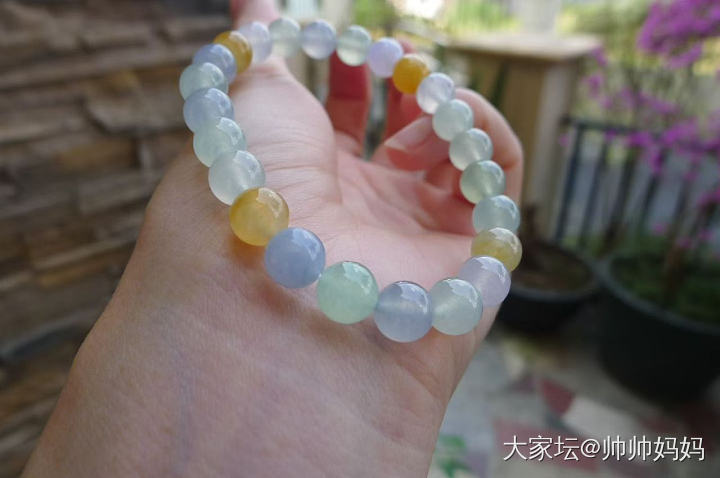 翡翠冰糖豆手链_翡翠