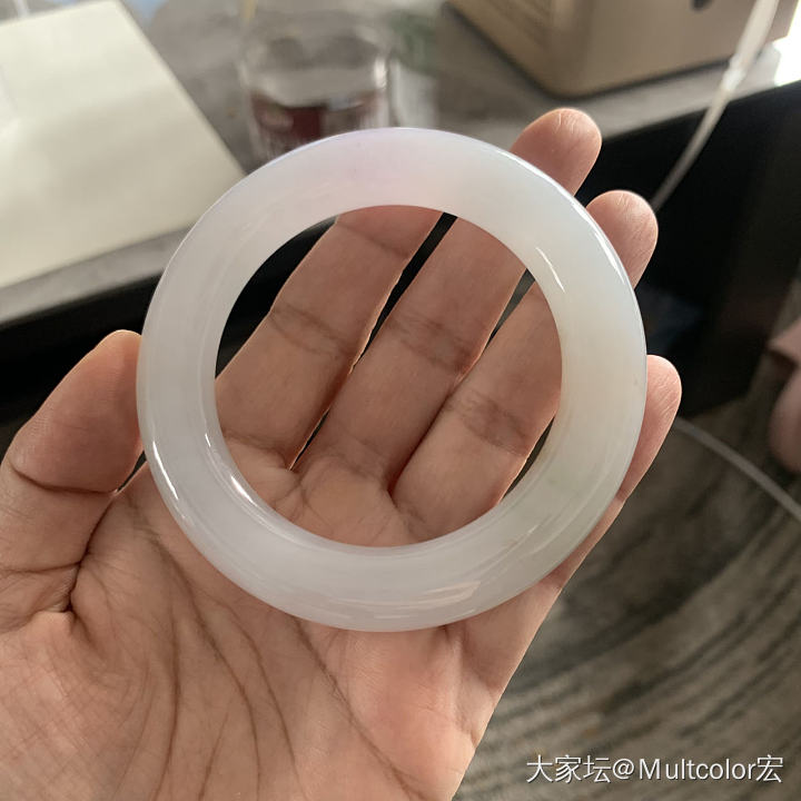 闲置出圆条翡翠手镯_翡翠