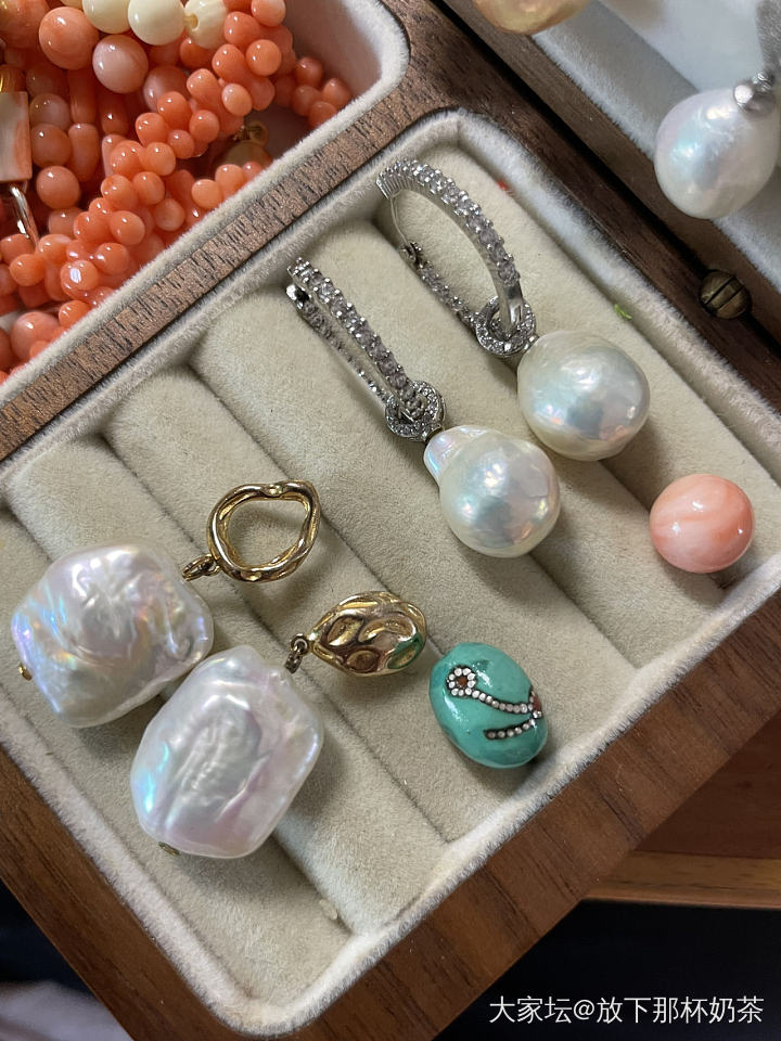 周末更新 血亏清理小百手链 都对半出珊瑚珍珠绿松蜜蜡小精品_有机宝石