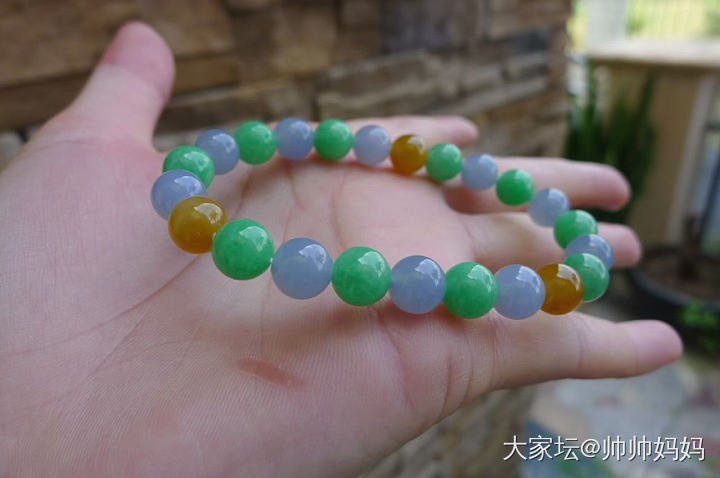 翡翠浓郁糖豆手链_翡翠