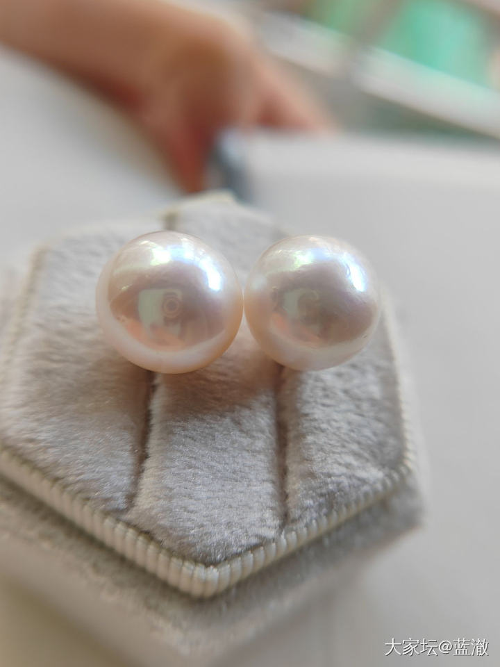 各种镶嵌珍珠首饰，都是银镶_有机宝石