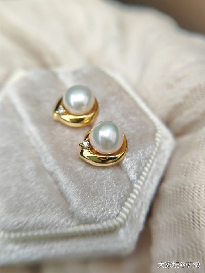 各种镶嵌珍珠首饰，都是银镶_有机宝石