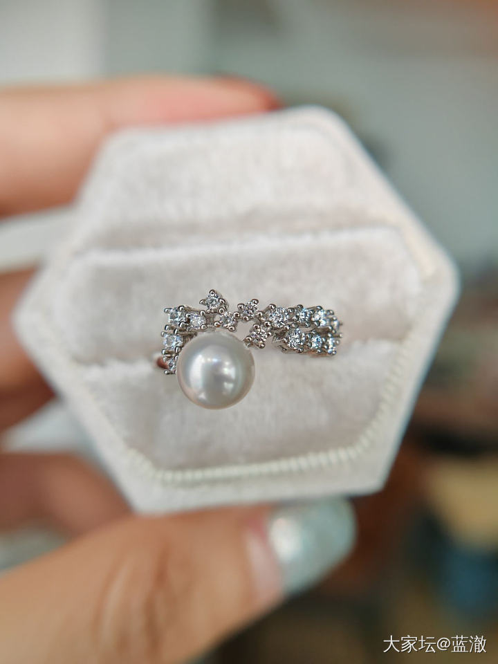 各种镶嵌珍珠首饰，都是银镶_有机宝石