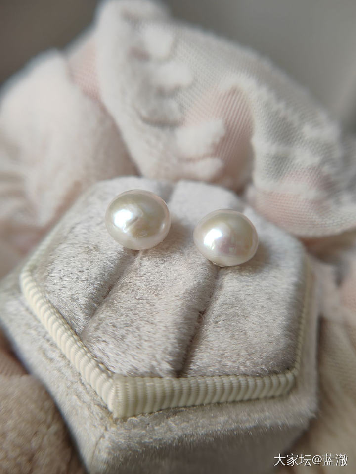 各种镶嵌珍珠首饰，都是银镶_有机宝石